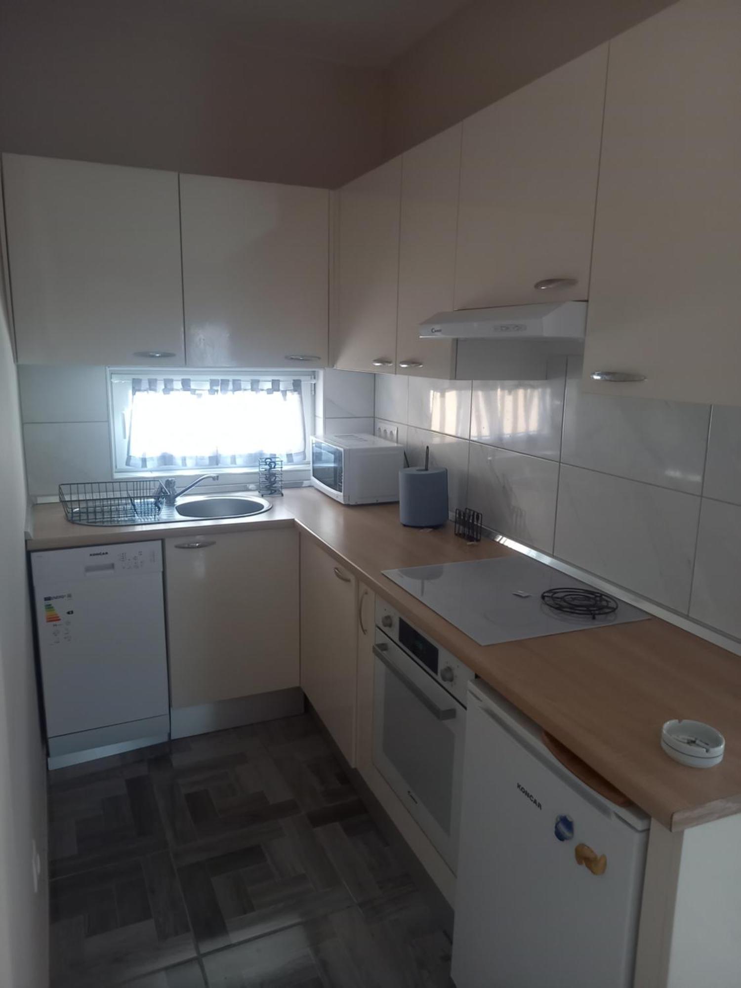 Oskar Amphitheater Apartments And Rooms With Free Parking Pula Quarto foto